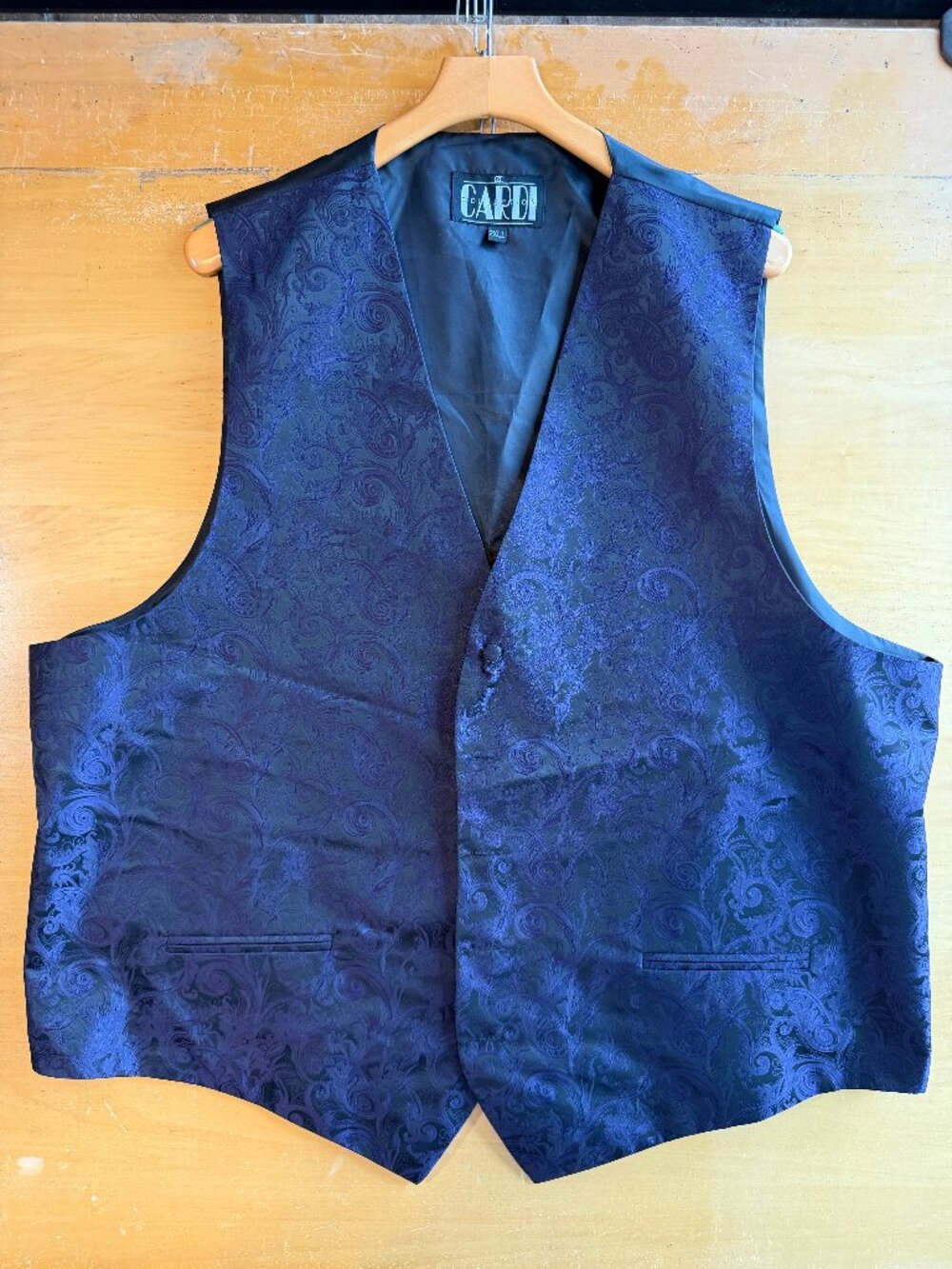 Cardi Collection Vest Purple Paisley 2XLT or 3XLT